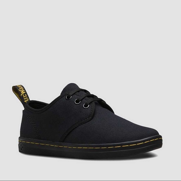 dr martens soho canvas